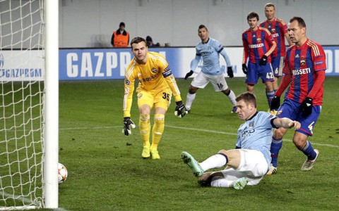 Man City đánh rơi chiến thắng tại Moscow
