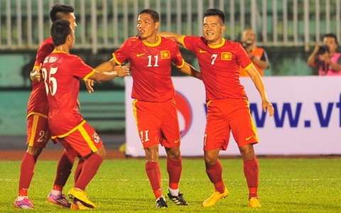 Tuyển VN đá bại U-23 Bahrain 3-0