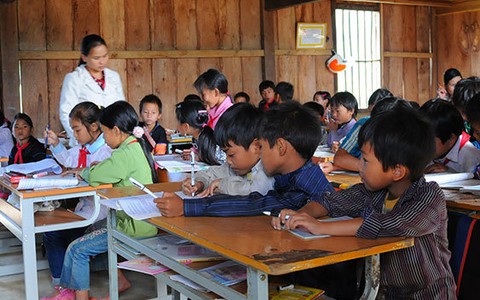 Mong tăng lương để giảm gánh lo toan