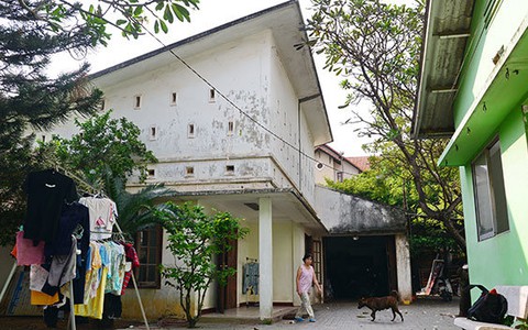 Bao giờ được xây nhà mới?