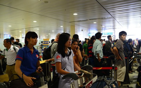 Dịch vụ kém, lãnh đạo không đủ năng lực thì thay thế