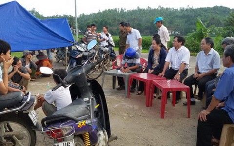 Bãi rác ô nhiễm, lãnh đạo tỉnh phải đối thoại với dân