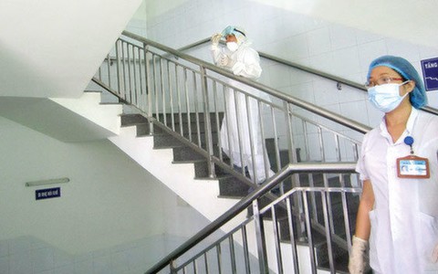 Phòng dịch Ebola: cần bố trí đủ phòng cách ly tại sân bay