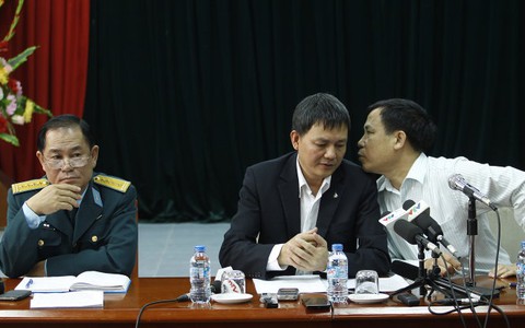 Mất quyền điều hành bay vì “chết” cả 3 bộ lưu điện