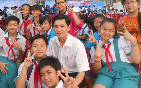 “Cánh cửa ước mơ” của thầy phụ trách Đội