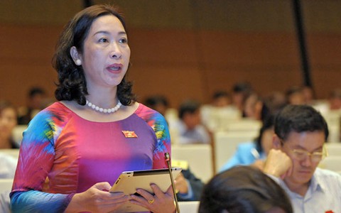 Soạn luật: có tình trạng “đẽo cày giữa đường”?