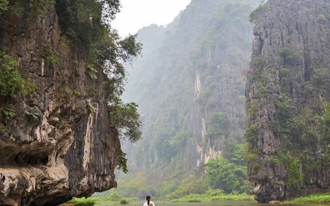 Phiêu du di sản thế giới Tràng An trên báo Anh
