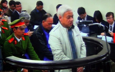 “Vô cùng ngạc nhiên và sửng sốt”
