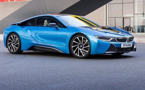 Xe điện BMW i8 có nguy cơ cháy rất cao