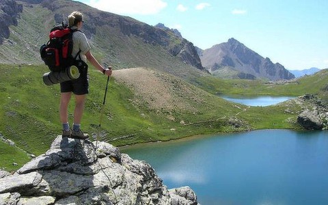 Những thiết bị tí hon cho khách lữ hành yêu công nghệ