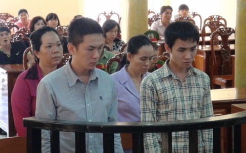 Giả bị AIDS, giả chết để thoát án tù