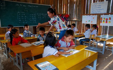 Điểm trường nơi “ốc đảo”