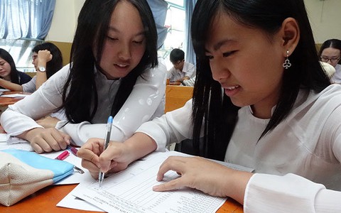 ​Dạy cầm chừng, chờ hướng dẫn