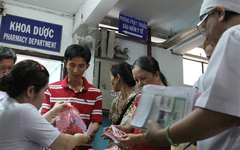 Từ 1-1-2015: Thêm nhiều quyền lợi cho người tham gia BHYT
