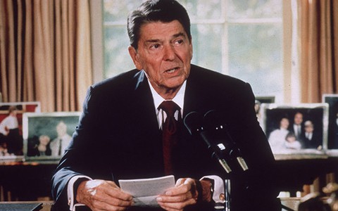 Tổng thống Reagan và “vũ khí bí mật 1986”