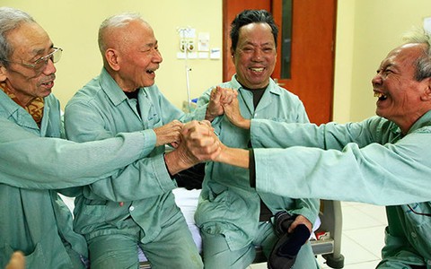 Gỡ khó cho người bệnh hiểm nghèo