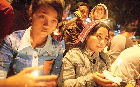 Ngày cuối năm buồn ở Surabaya