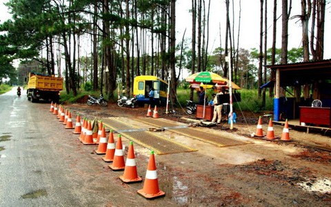 Bắt thêm hai nghi can đưa hối lộ ở trạm cân Đắk Nông