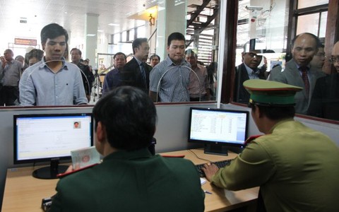Cửa khẩu Lao Bảo-Đensavanh vận hành “một cửa một lần dừng”