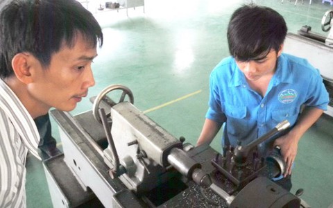Trường CĐ đầu tiên được giao đào tạo kỹ sư thực hành