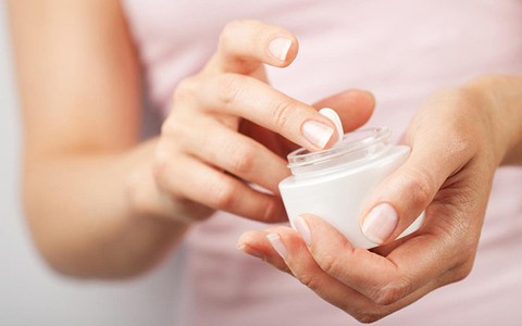 ​Cách làm trắng da tay tự nhiên nhanh nhất