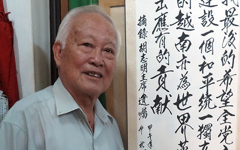 “Thư pháp hóa” tác phẩm của Chủ tịch Hồ Chí Minh