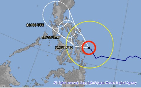 Bão Mekkhala áp sát Philipines, hướng về biển Đông