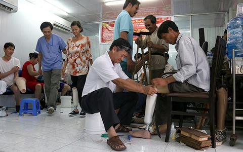 ”Tui tự đi được rồi”