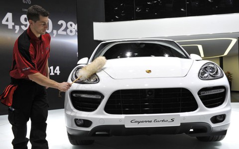 Hai phiên bản mới Porsche "mở hàng" cho năm 2015