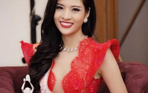 Dừng xuất nhập cảnh người thi hoa hậu "chui", đúng hay sai?