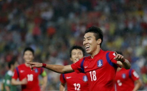 Hàn Quốc vào chung kết Asian Cup sau 27 năm