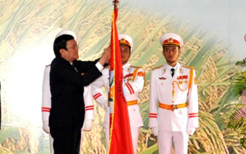 Làm kinh tế phải bằng đội ngũ có trình độ cao