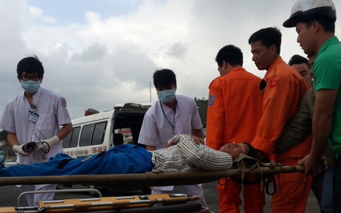 Cứu nạn thành công tàu cá Khánh Hòa cùng 5 thuyền viên