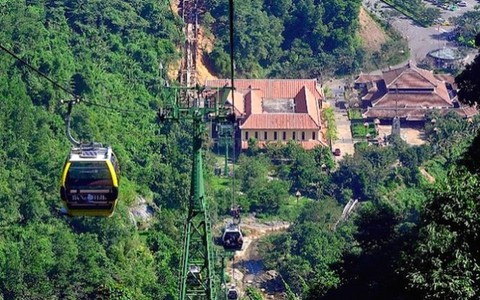 ​Cáp treo Bà Nà nằm trong Top 10 cáp treo tuyệt vời nhất thế giới 2015