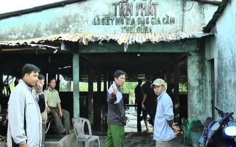 Phát hiện lò giết mổ bơm nước vào heo