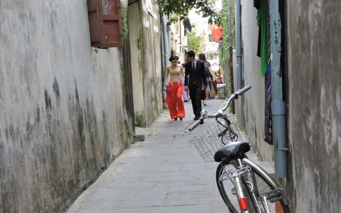 "Ăn chơi" tháng giêng ở phố cổ Hội An