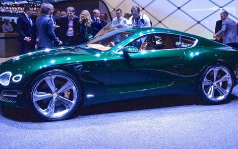 Những siêu xe gây ấn tượng tại triển lãm Geneva 2015