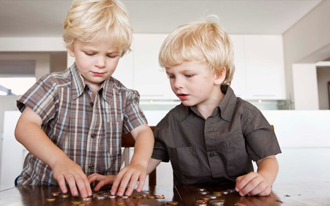 ​Góc riêng tư: Làm sao dạy con hiểu đúng về tiền?
