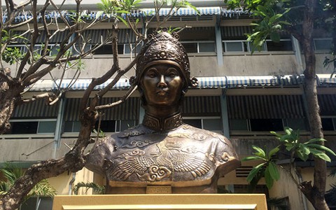 ​Khánh thành tượng đài hoàng thái hậu Từ Dũ