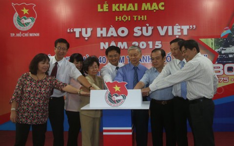 Khai mạc hội thi trực tuyến" Tự hào sử Việt" 2015