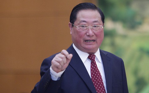 “Bộ trưởng không nên đổ thừa cho Quốc hội”
