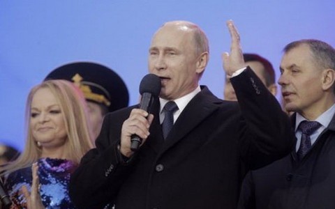 Putin thừa nhận trừng phạt của phương Tây gây hại cho Nga
