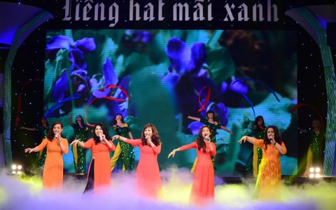 Khởi động Tiếng hát mãi xanh 2015: sẽ có “Quán quân xanh”