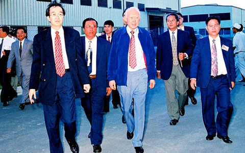 LKY, trích sổ tay phóng viên...