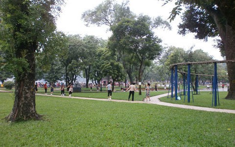​Hà Nội tổng kiểm tra công viên, vườn hoa