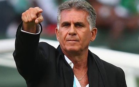 HLV Queiroz chia tay đội tuyển Iran