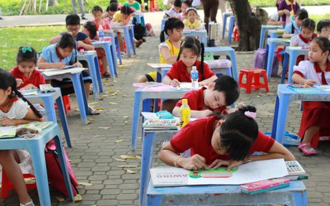 400 bạn nhỏ TP.HCM tranh tài “Nhành cọ non”