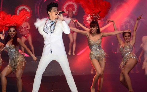 Giải thưởng truyền hình HTV 2015 dễ đoán nhưng thuyết phục