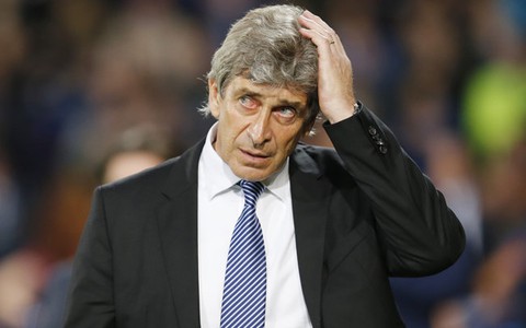 HLV Pellegrini thừa nhận Man City hết cơ hội vô địch