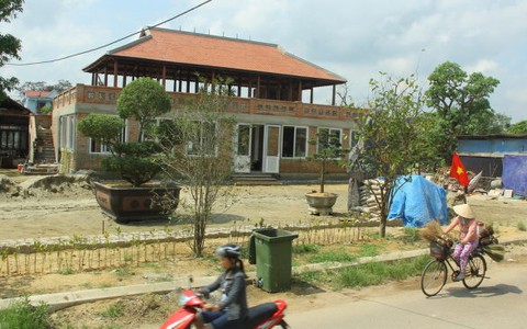 Đình chỉ thi công dự án công viên dọc sông An Cựu